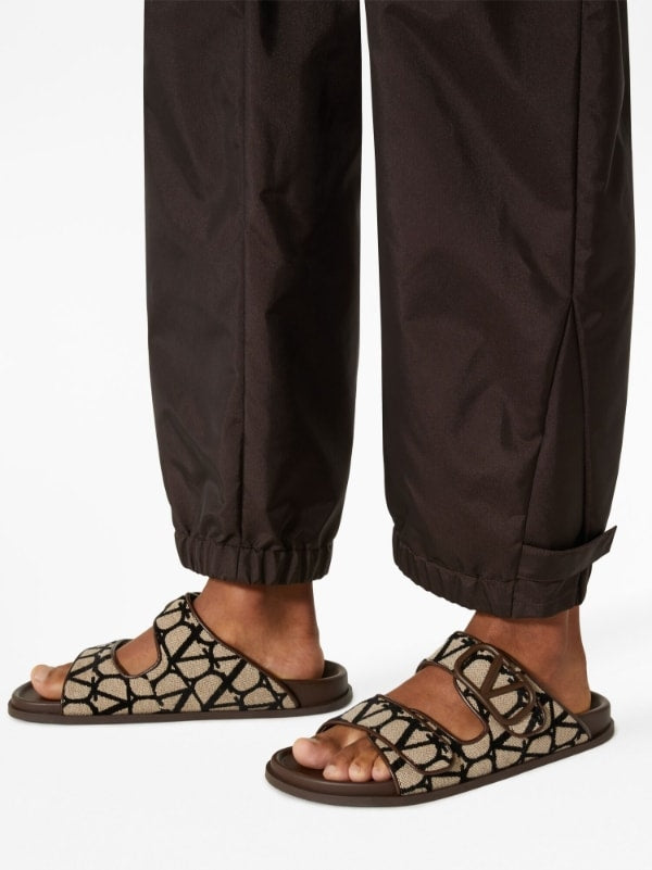 כפכפי ולנטינו