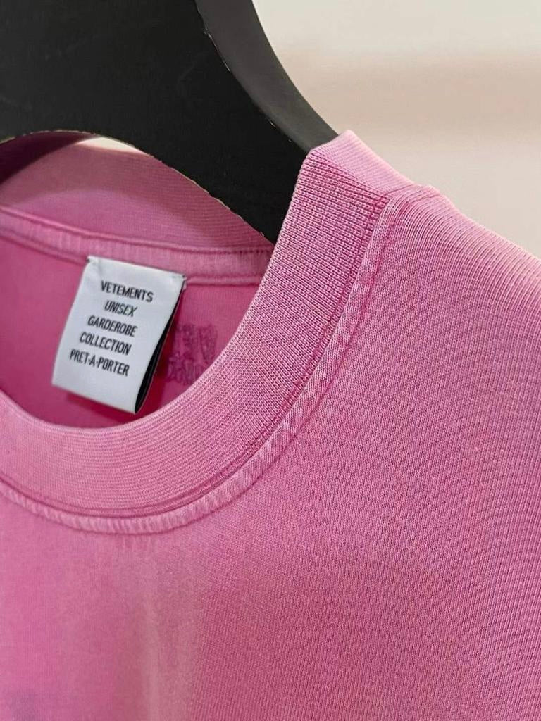 טישרט Vetements