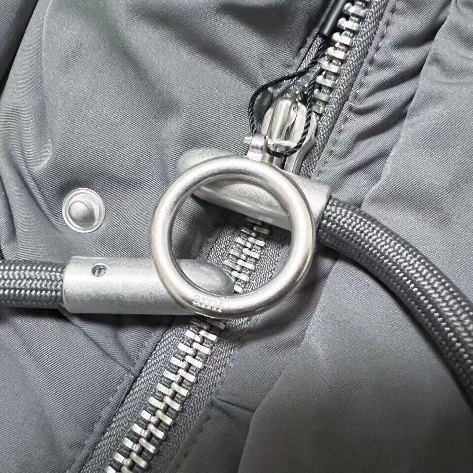 מעיל AMI