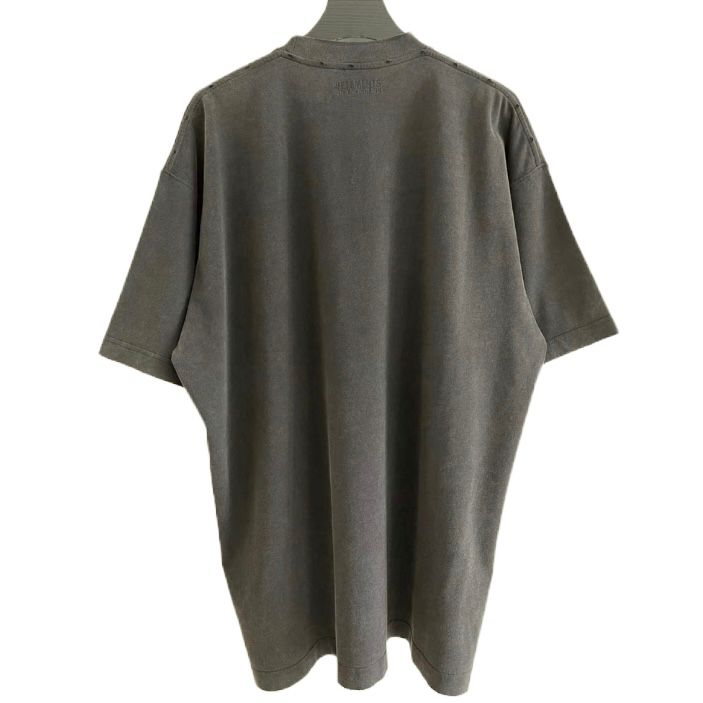 טישרט Vetements