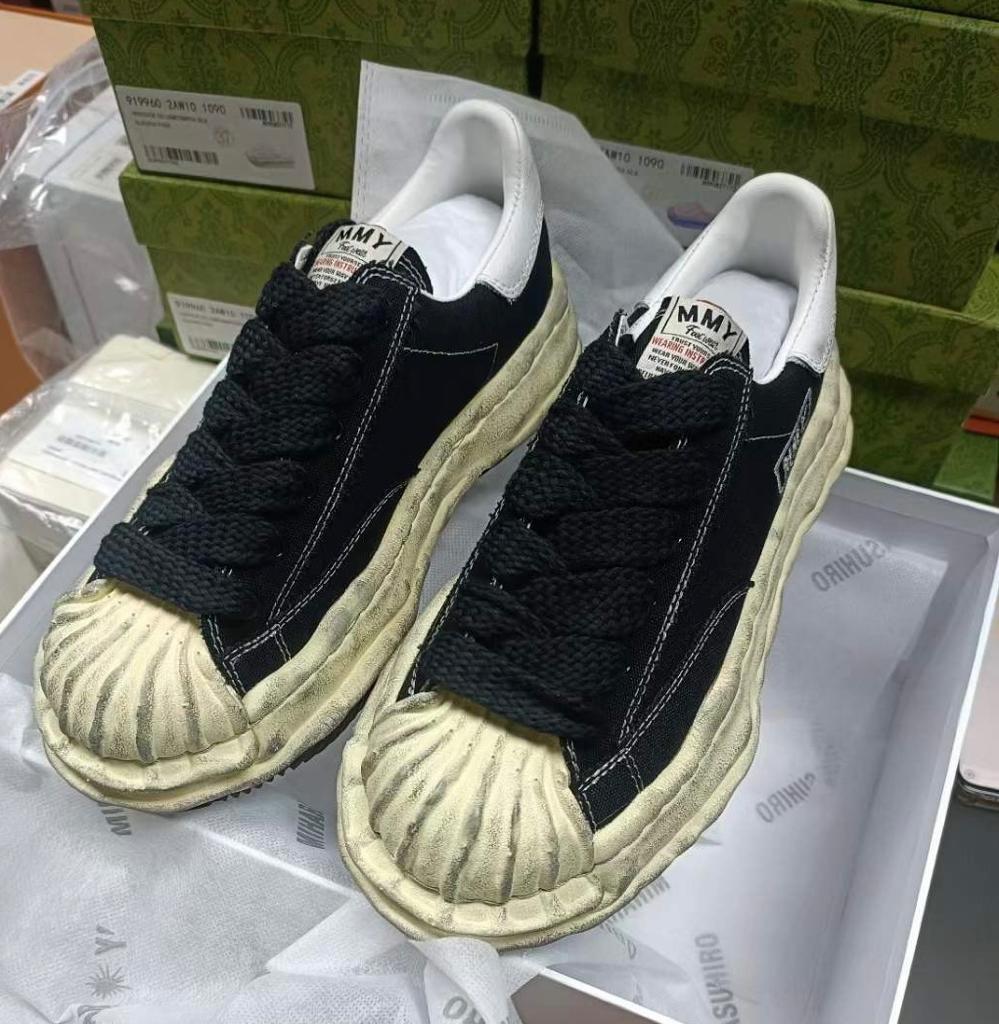 נעלי MMY
