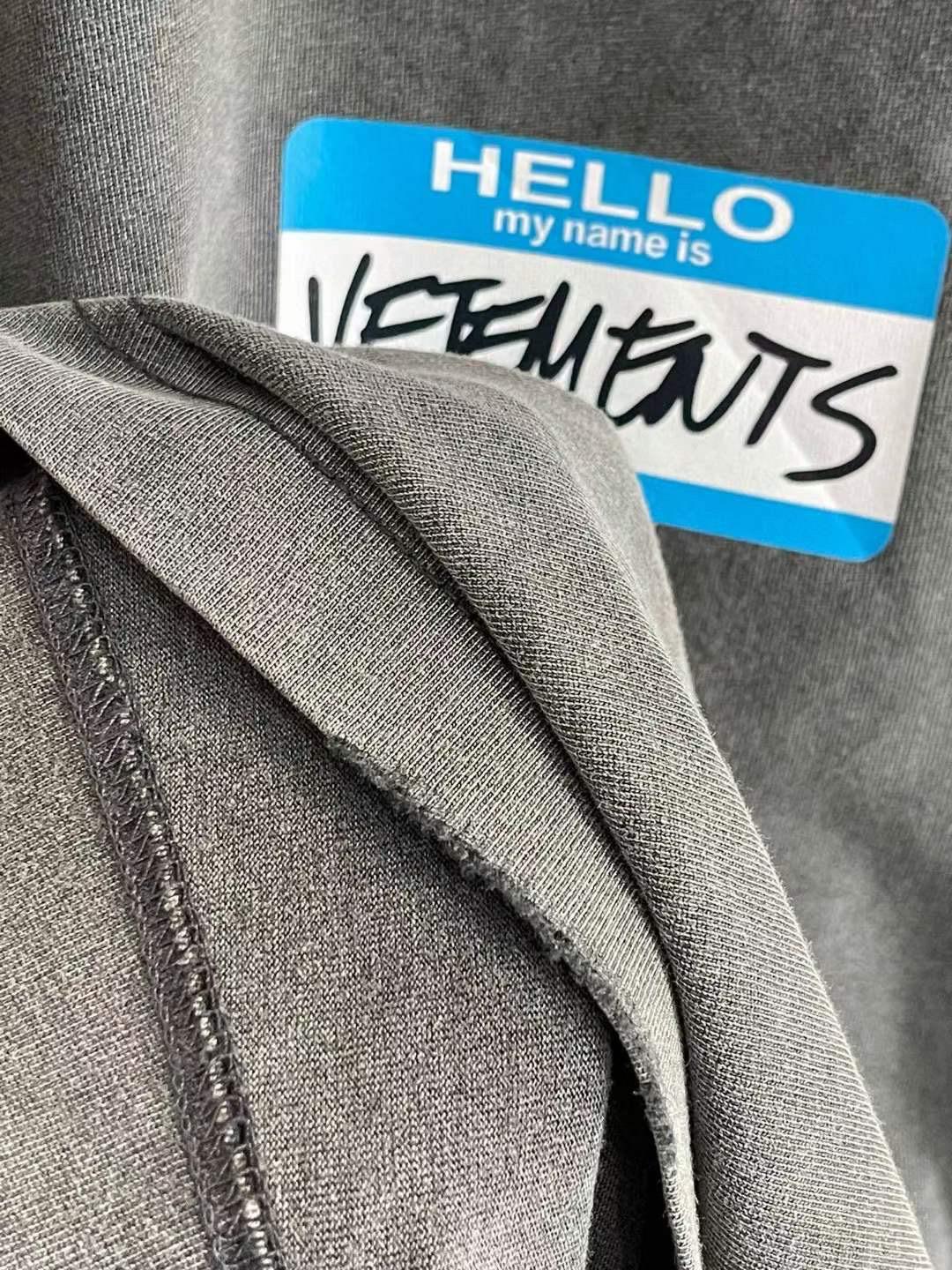 טישרט Vetements