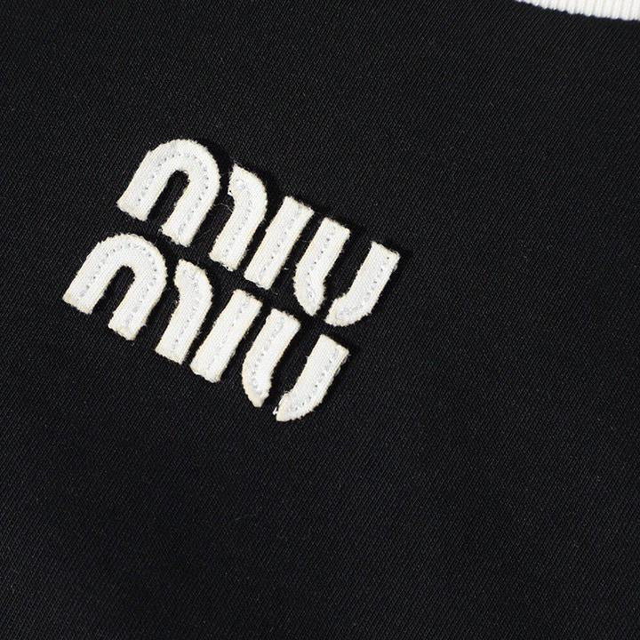 טישרט מיו מיו
