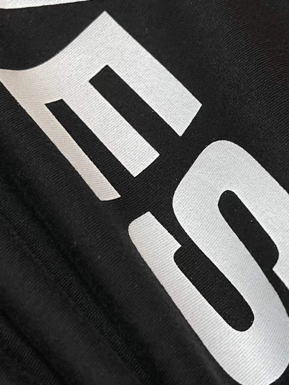 טישרט VETEMENTS