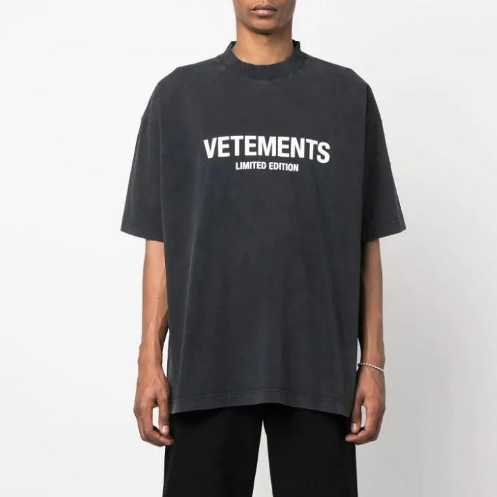 טישרט Vetements