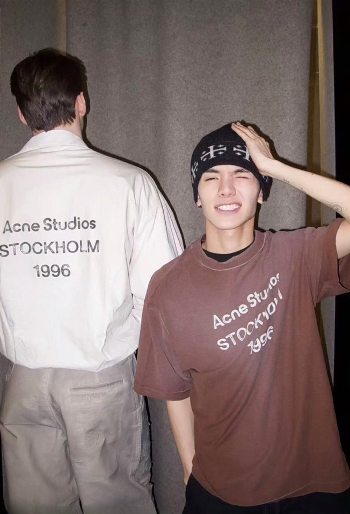 טישרט Acne