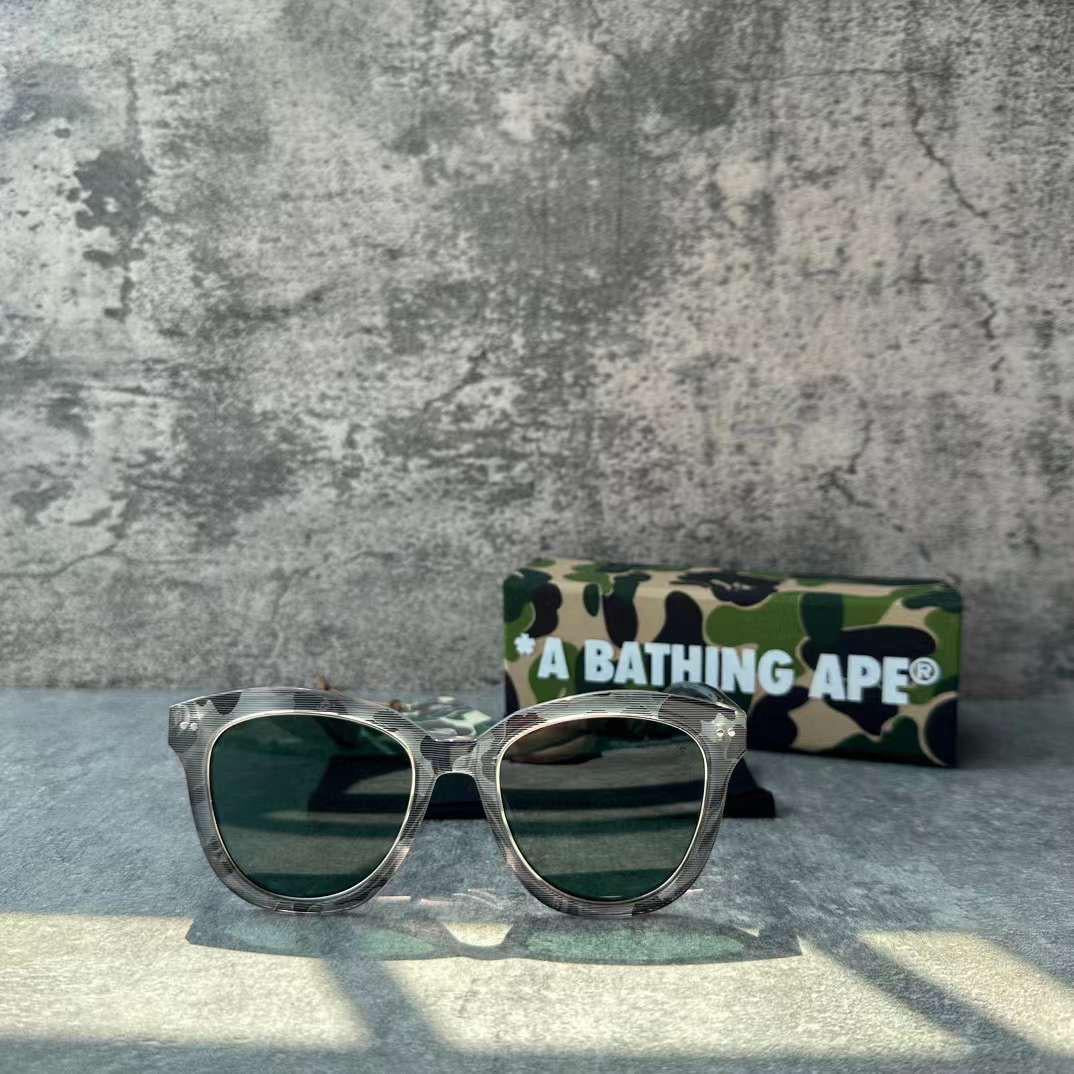 משקפי Bape