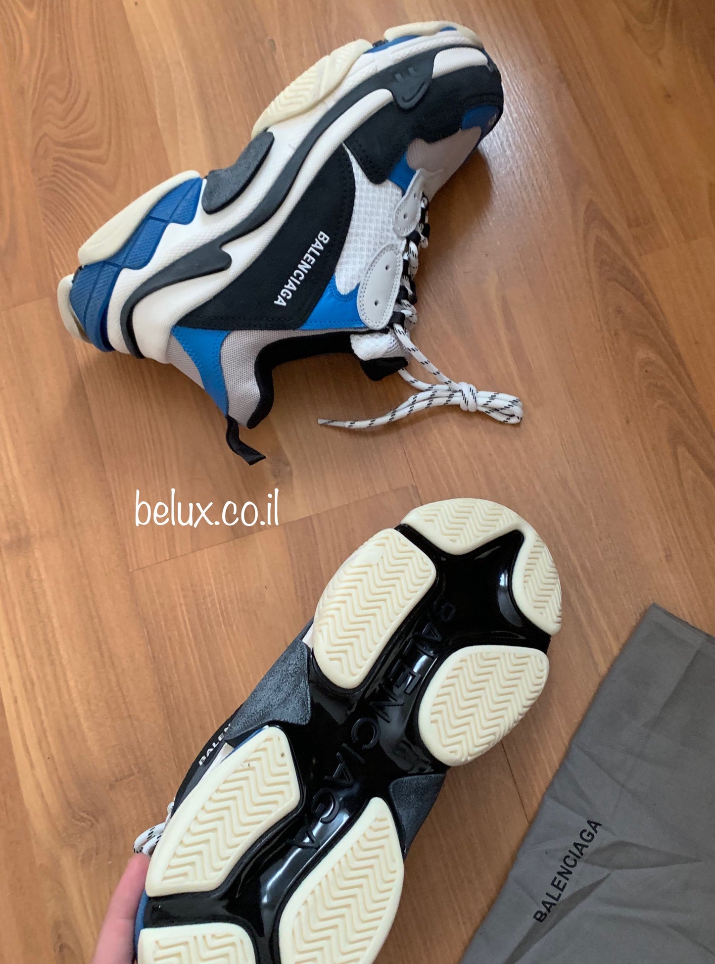 בלנסיאגה טריפל אס