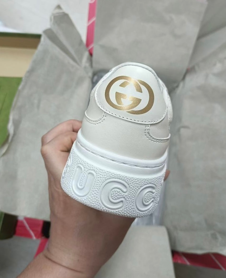 נעלי GC
