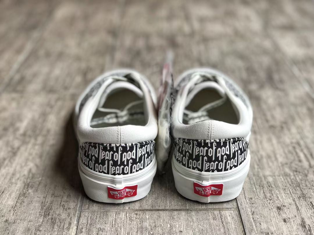 סניקרס VANS X FOG