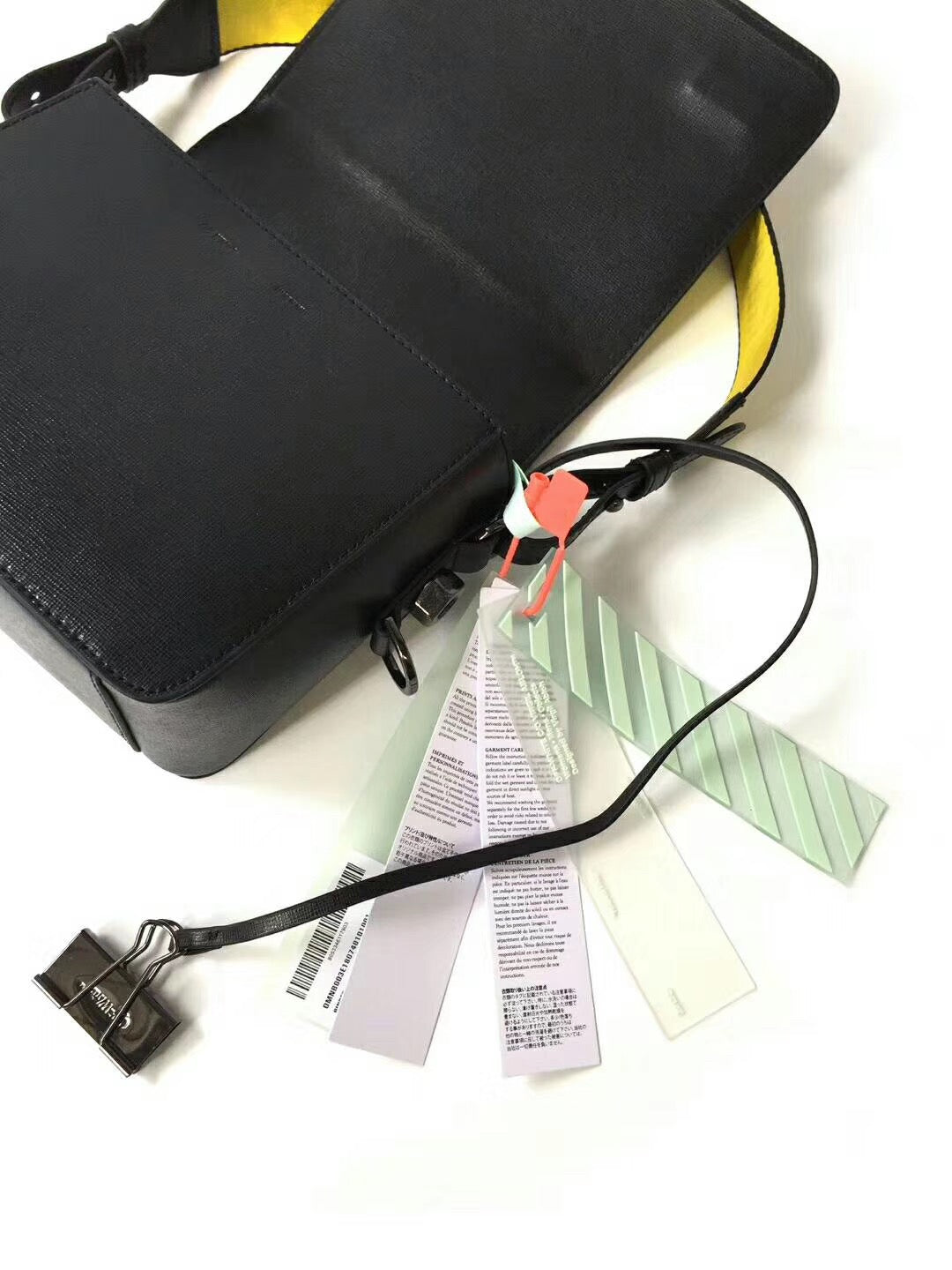 תיק אוף וויט