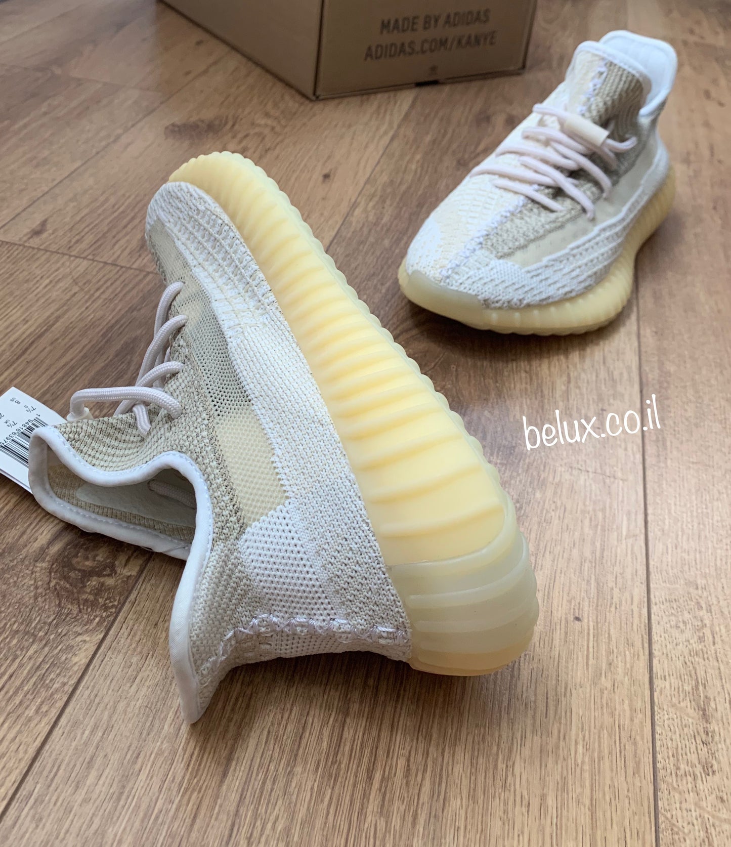נעלי ייזי 350 V2