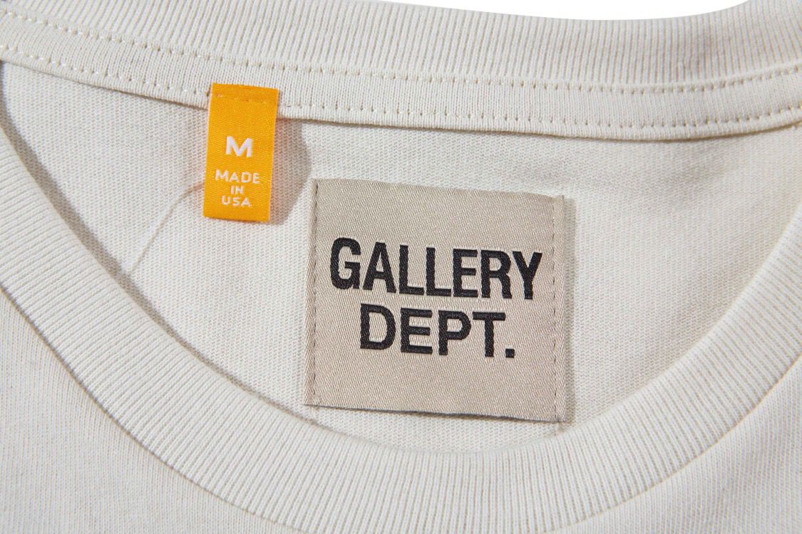 טישרט Gallery Dept