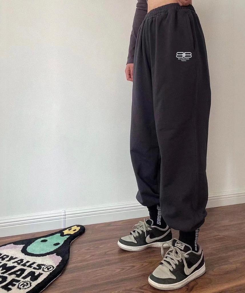 מכנסיים בלנסיאגה