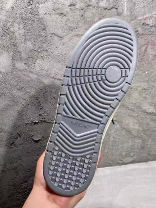 נעלי רפרזנט