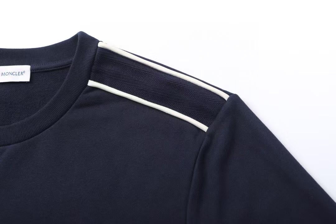 סווטשירט מונקלר