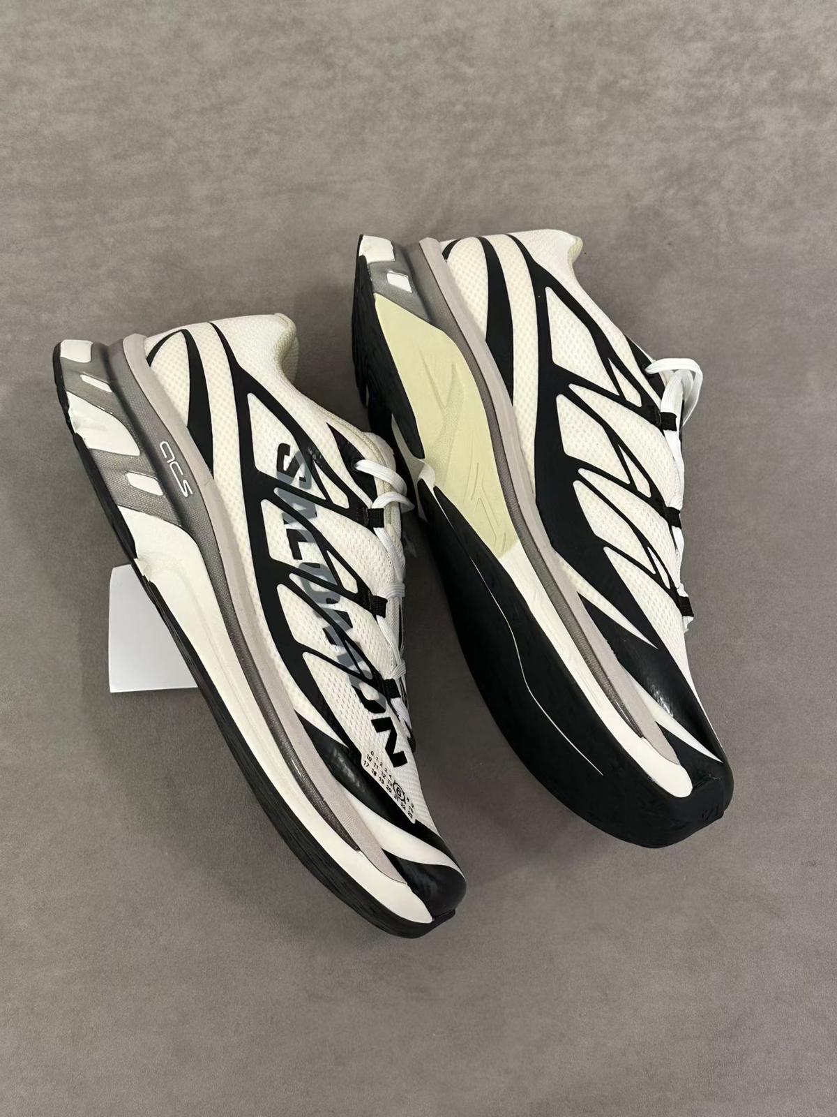 נעלי סולומון X MM6