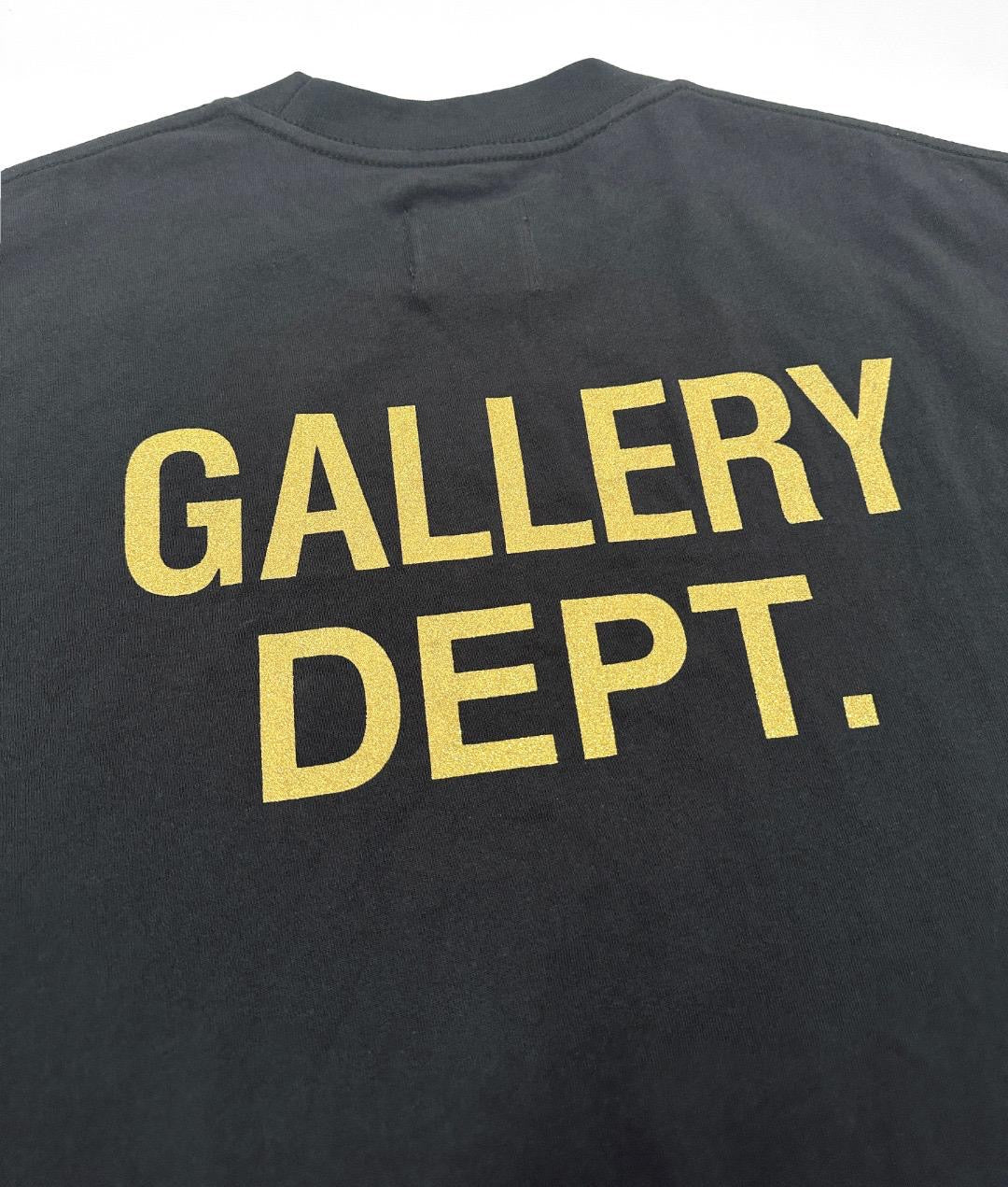 טישרט Gallery Dept