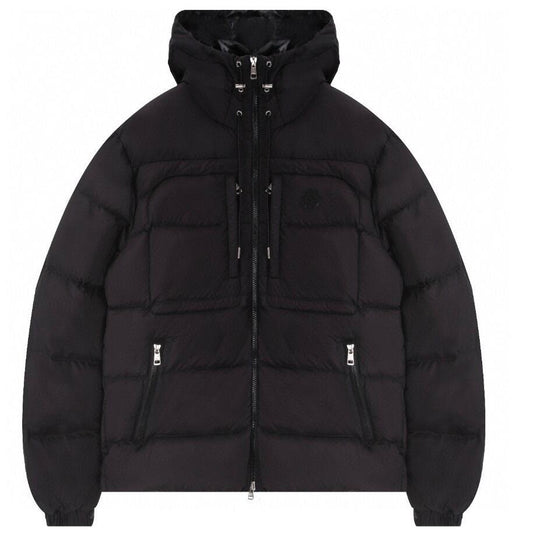 מעיל מונקלר