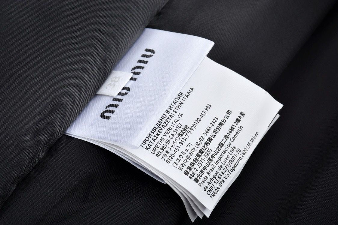 ג׳קט מיו מיו