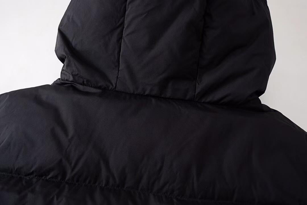 מעיל מונקלר