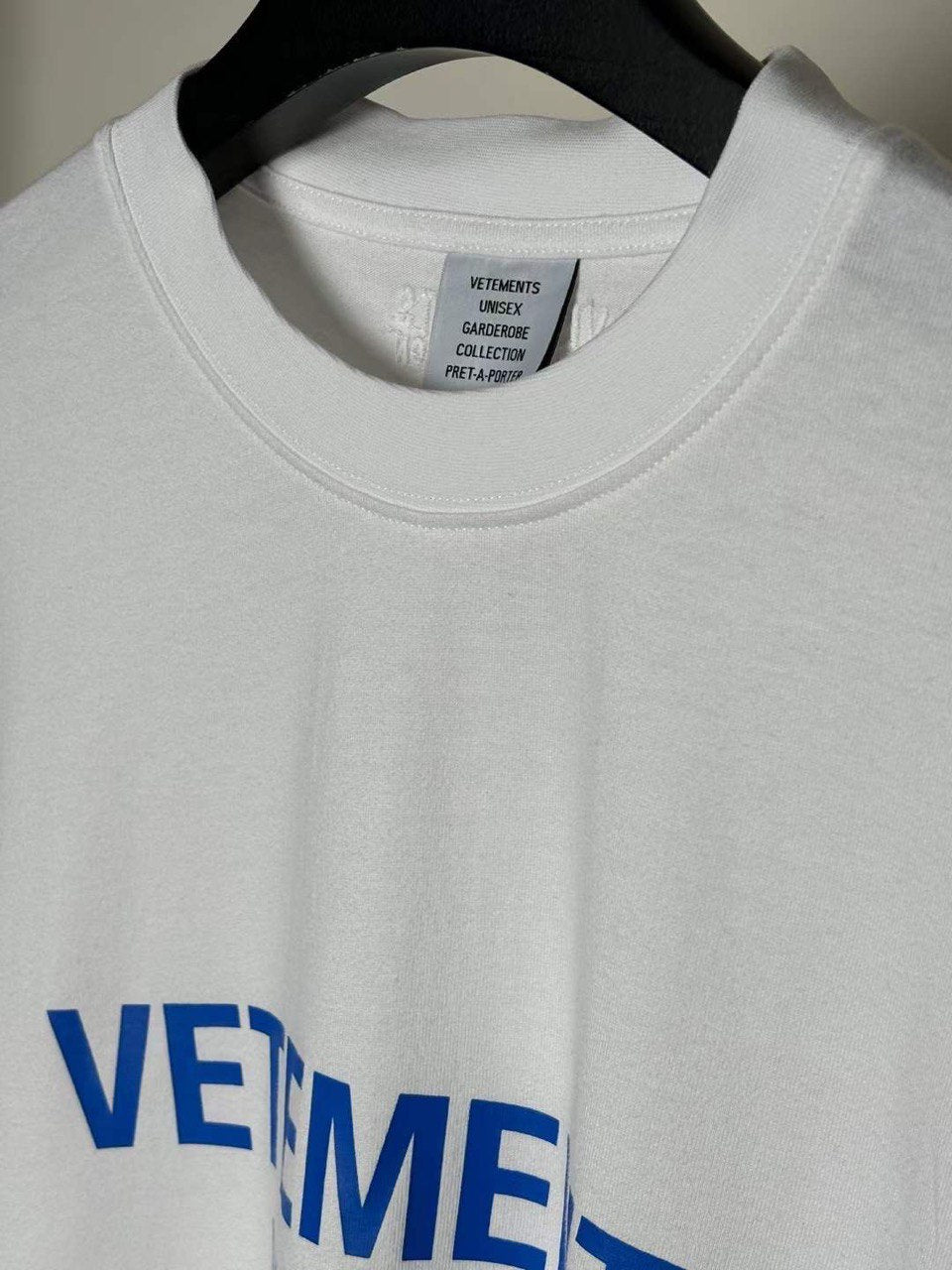 טישרט VETEMENTS