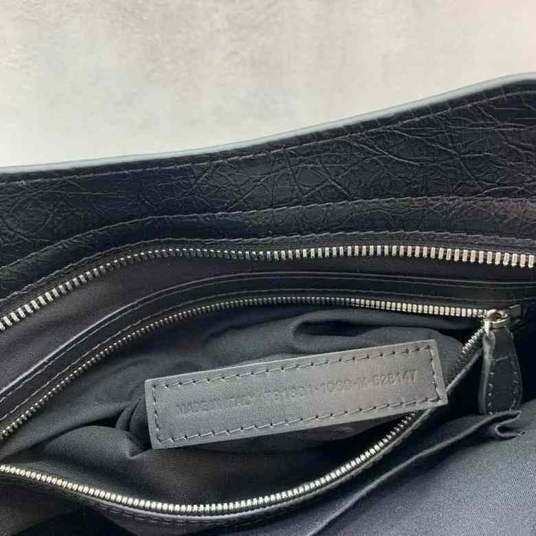 תיק בלנסיאגה