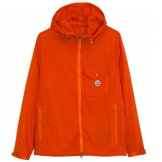 מעיל מונקלר