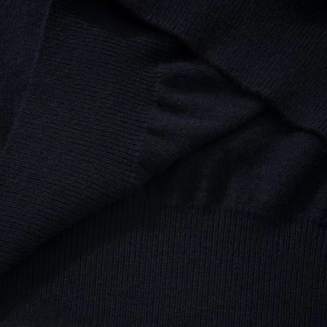 סריג פולו מיו מיו