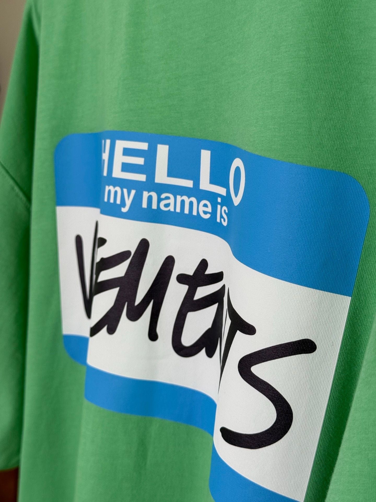 טישרט Vetements