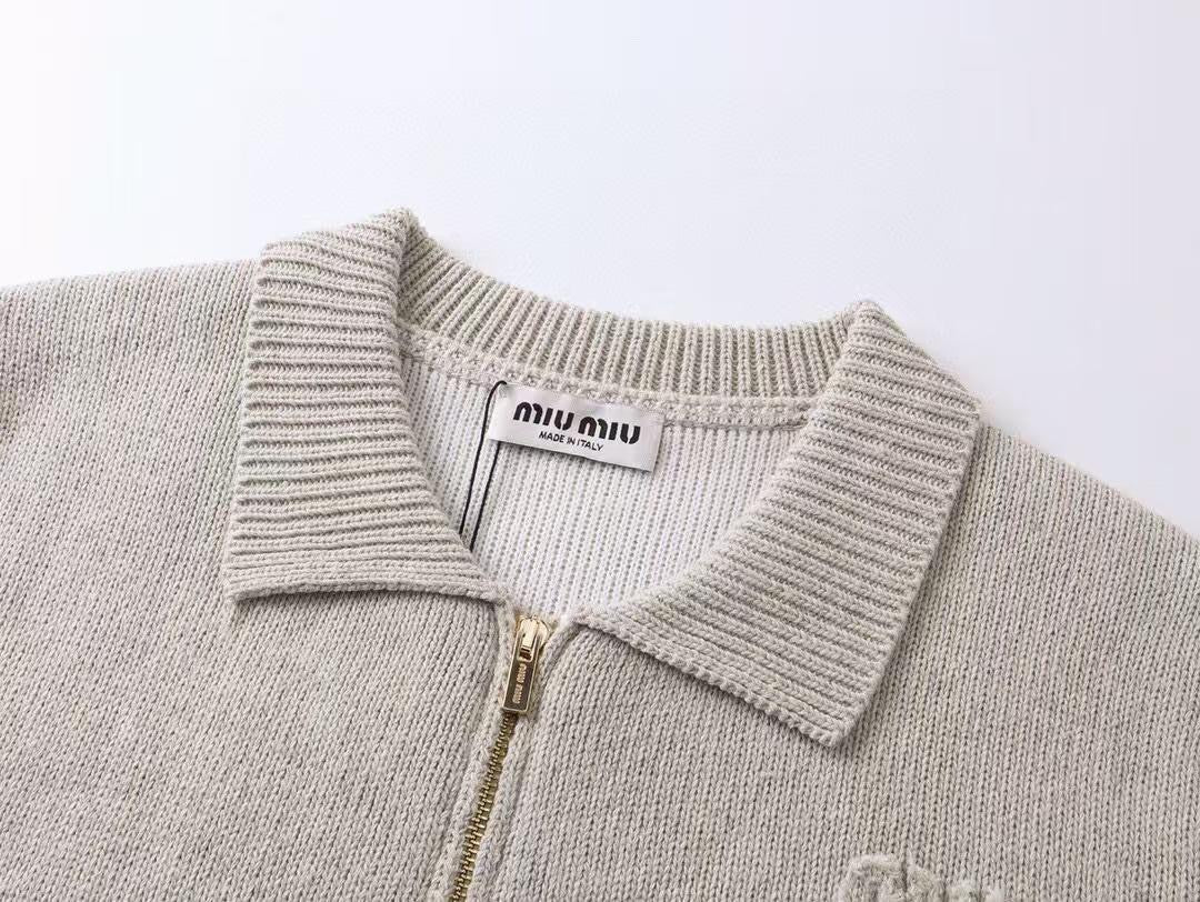 ג׳קט סריג מיו מיו