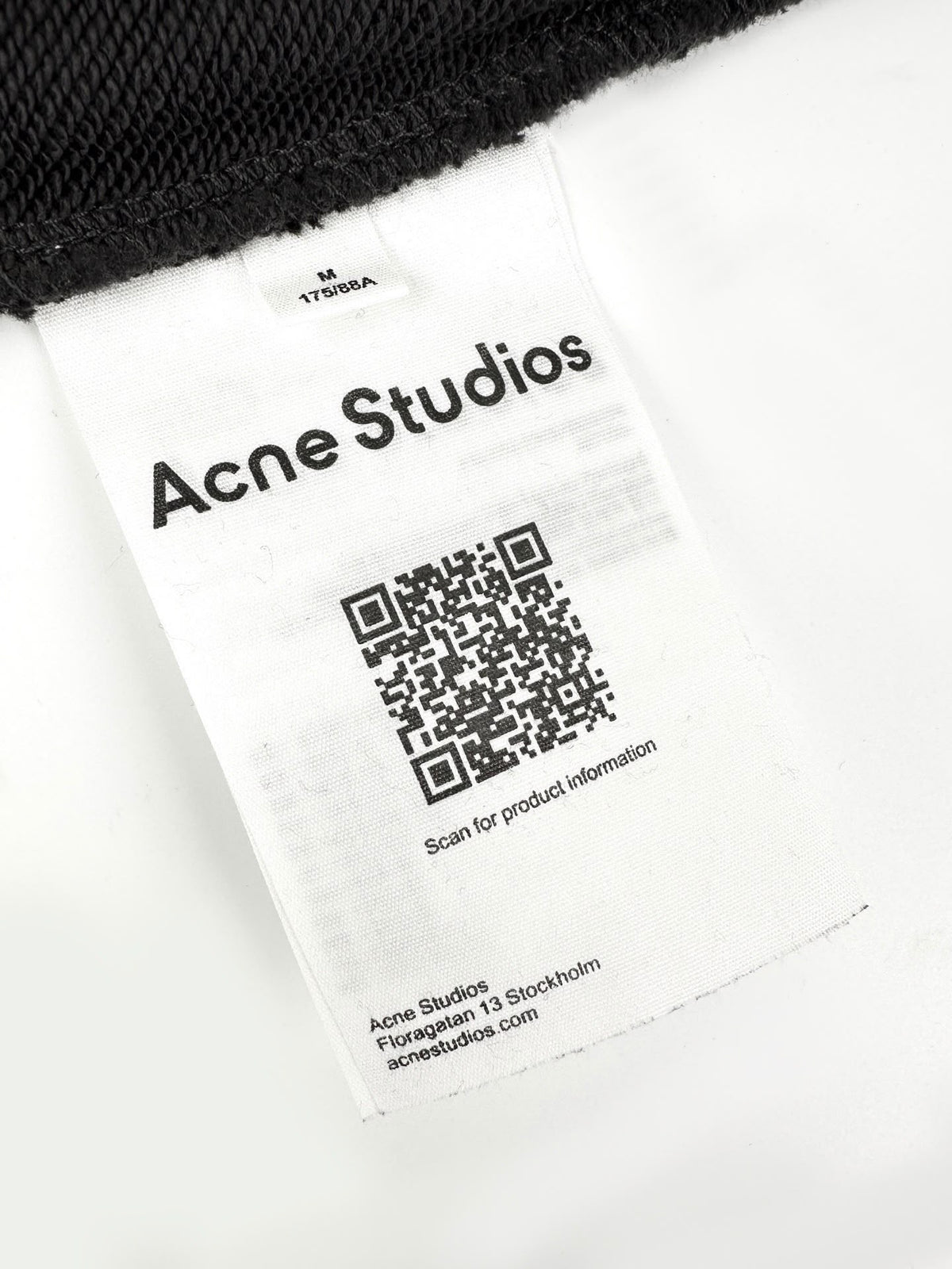 Acne סווטשורט