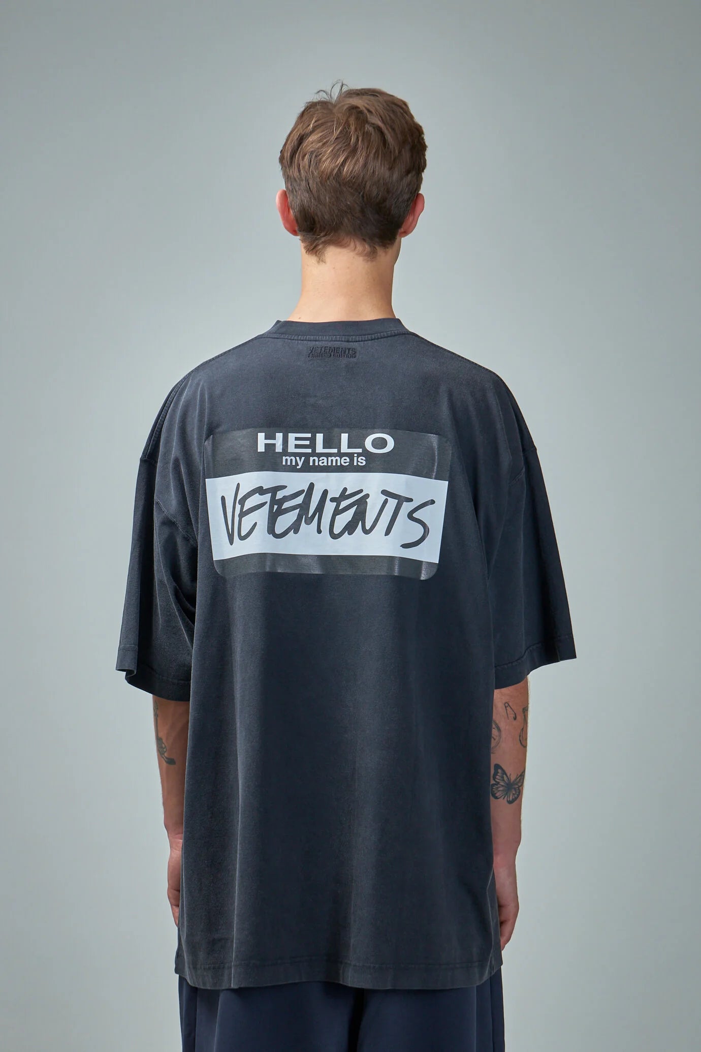טישרט Vetements