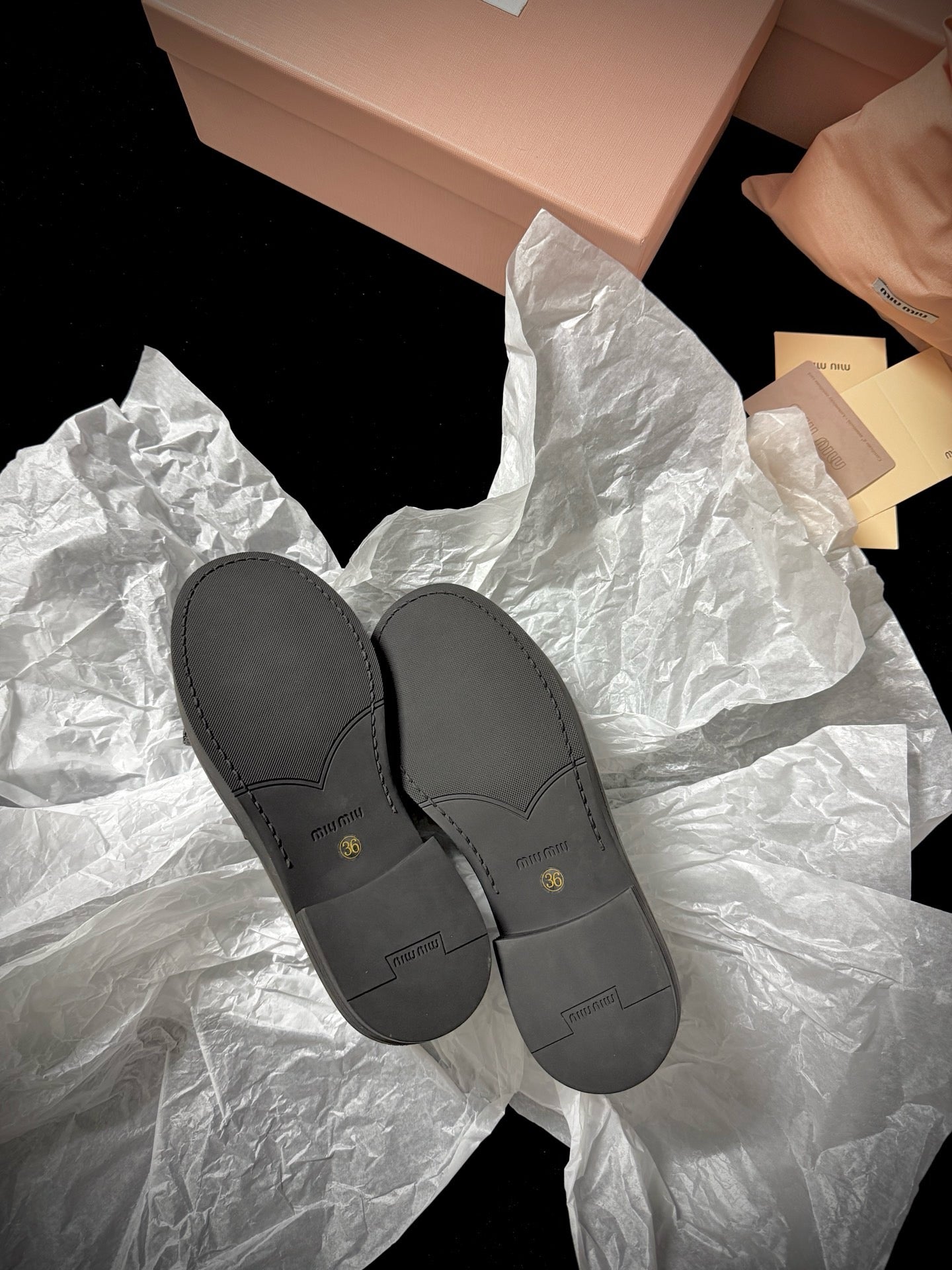 נעלי מיו מיו