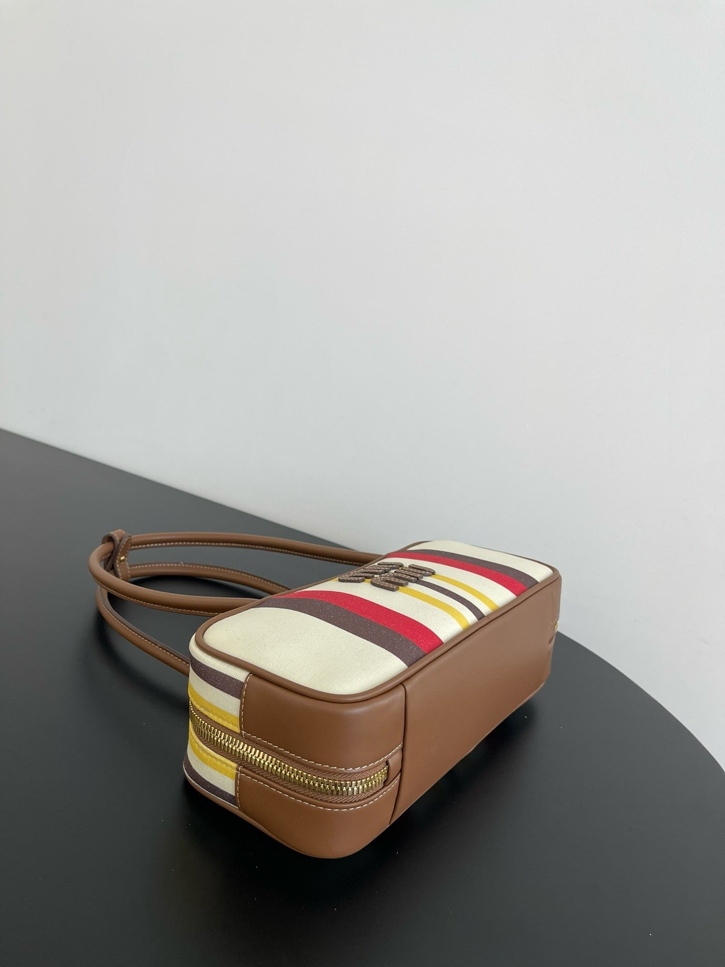 תיק Miu Miu