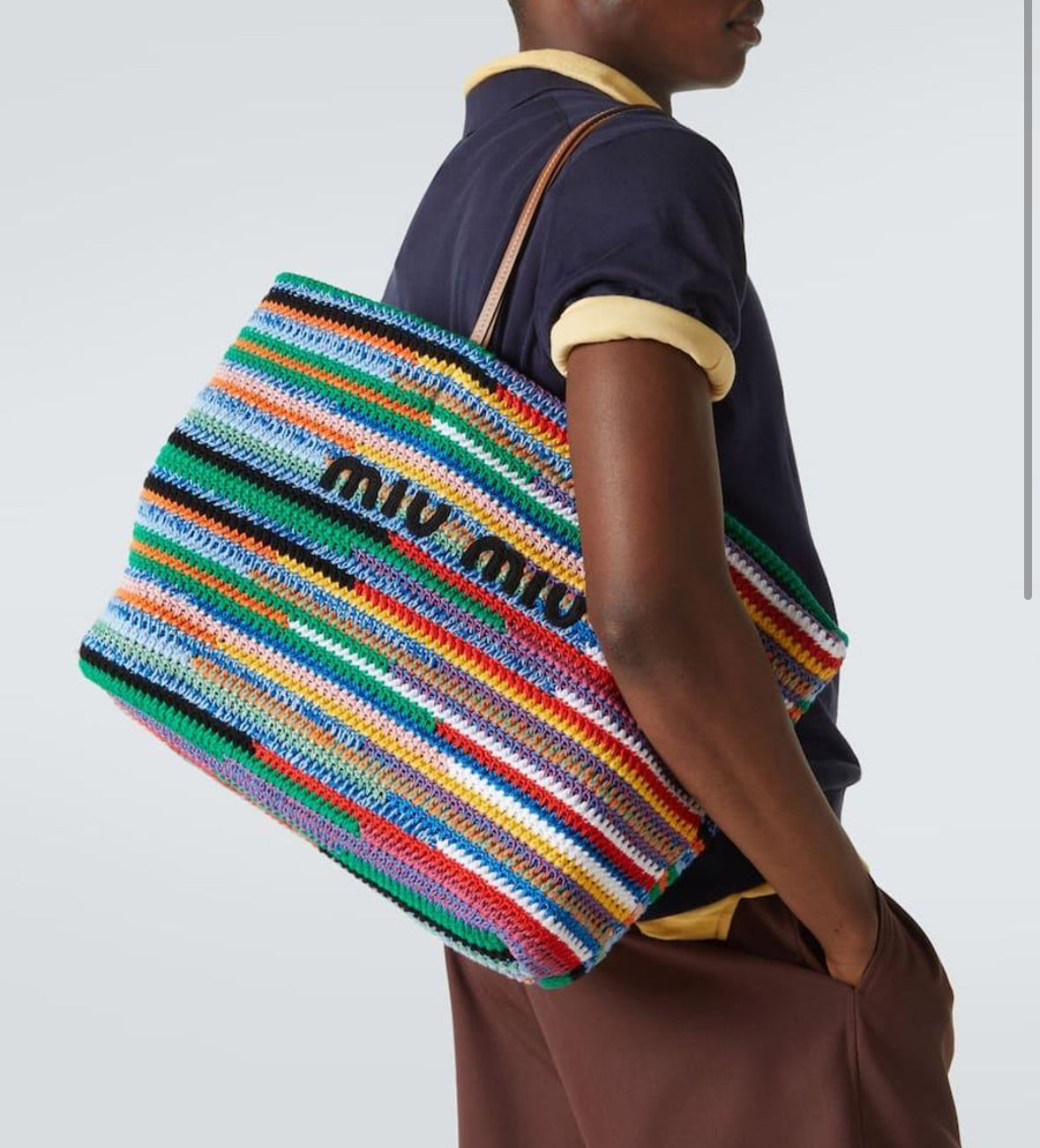 תיק טוט Miu Miu