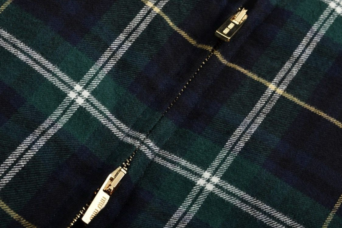 ג׳קט מיו מיו