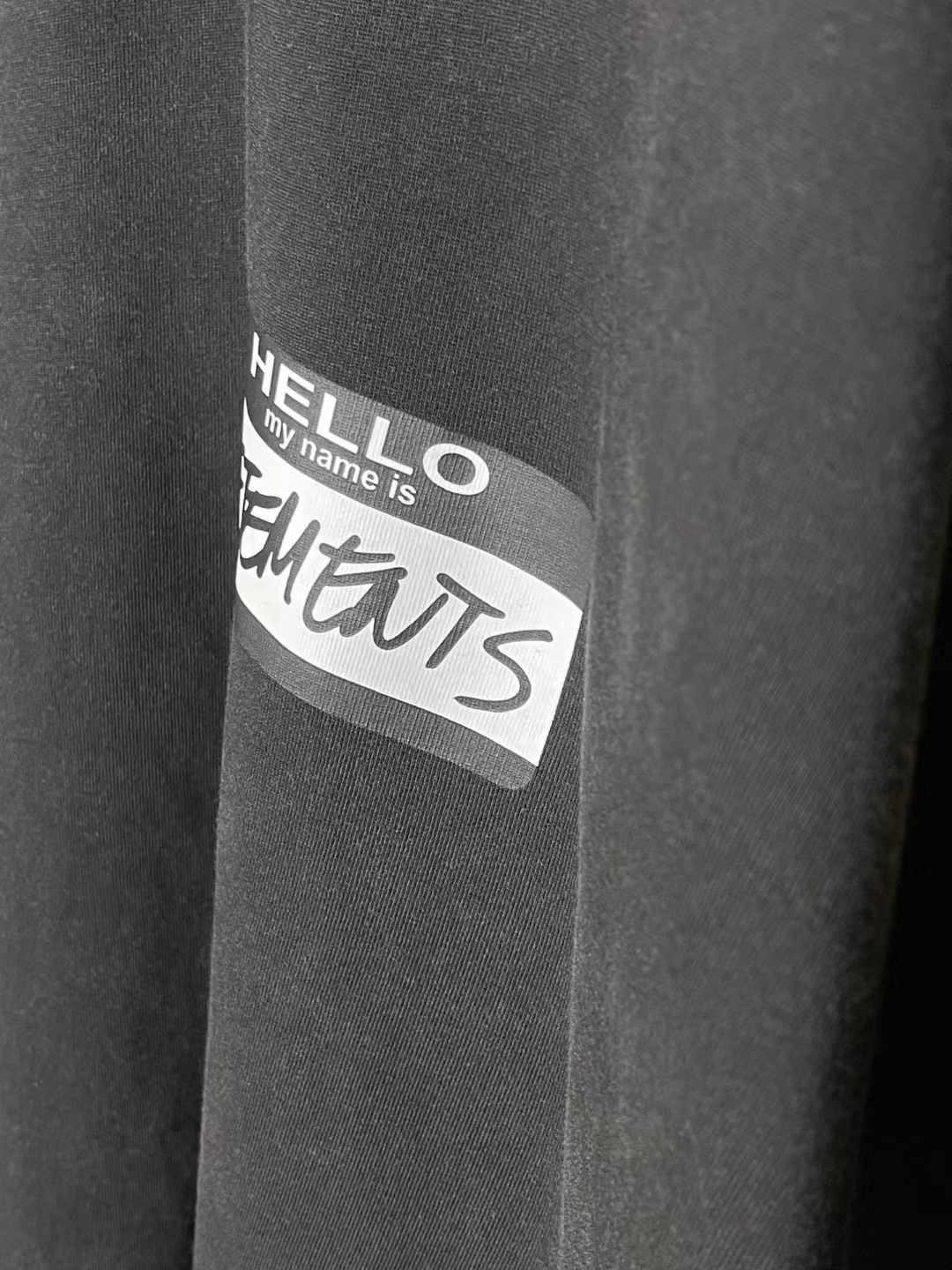 טישרט Vetements