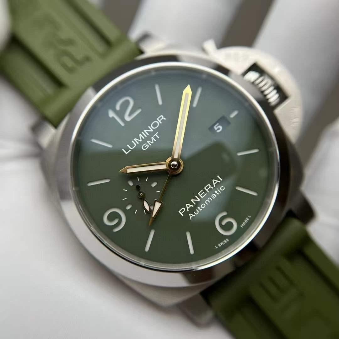 שעון PNR Luminor GMT PAM01056