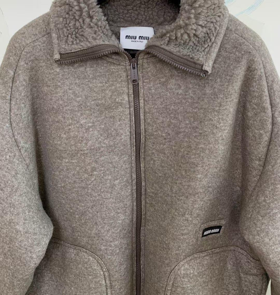 מעיל מיו מיו