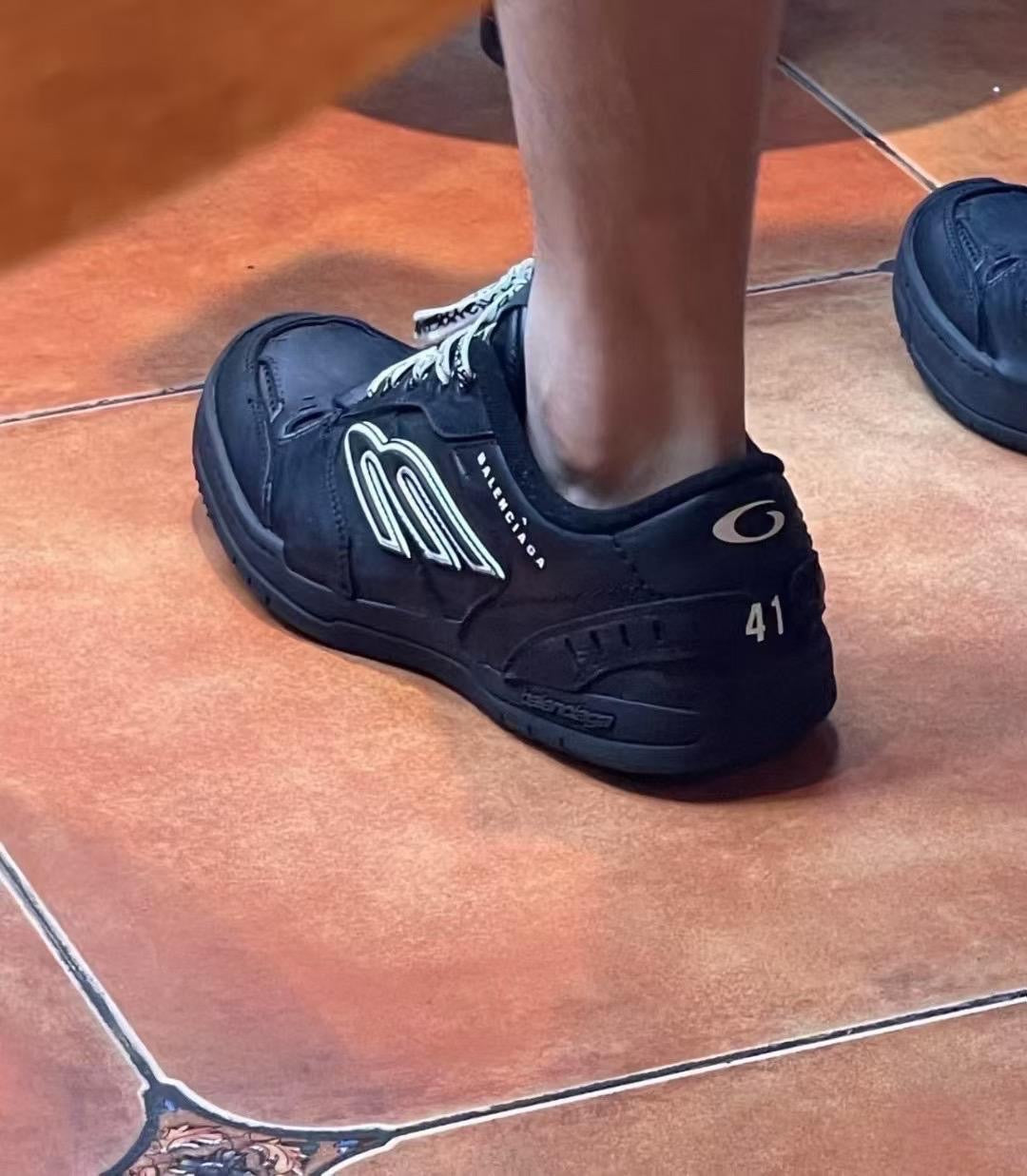 נעלי בלנסיאגה המפטונס
