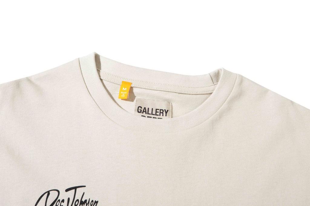 טישרט Gallery Dept