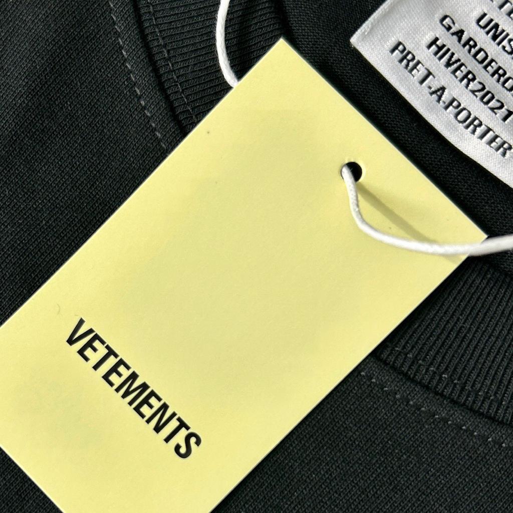 טישרט Vetements