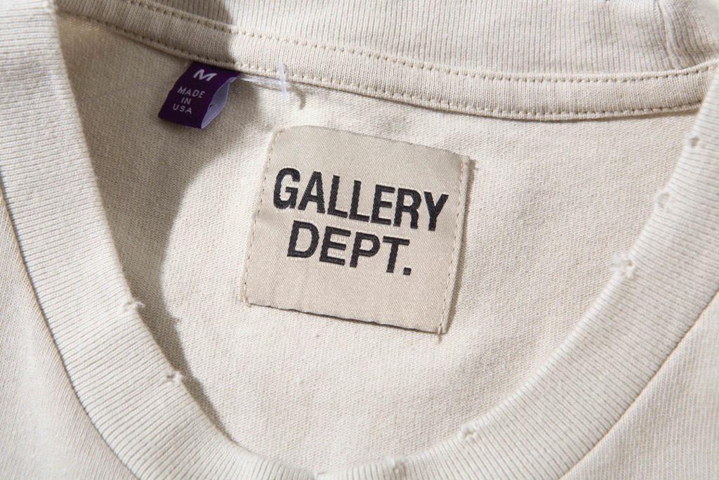 טישרט Gallery Dept